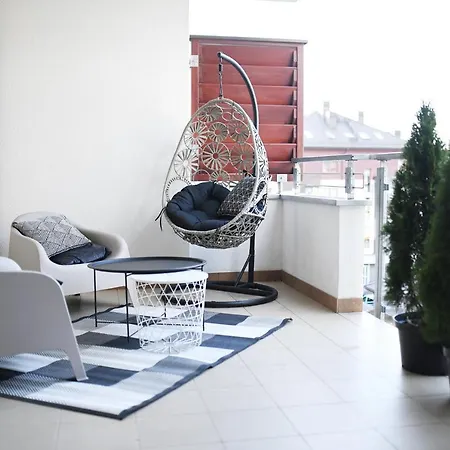 Apartment Ciekawe Miejsce B *